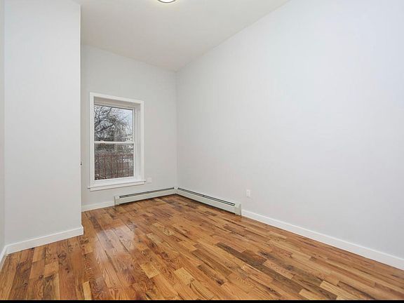 4th image of 902 Bryant Ave Floor 2