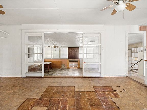 5th image of 319 Kihapai St APT C