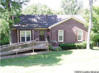 4104 Hayfield Way, Prospect, KY 40059
