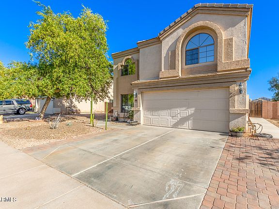 3rd image of 23121 W Yavapai St