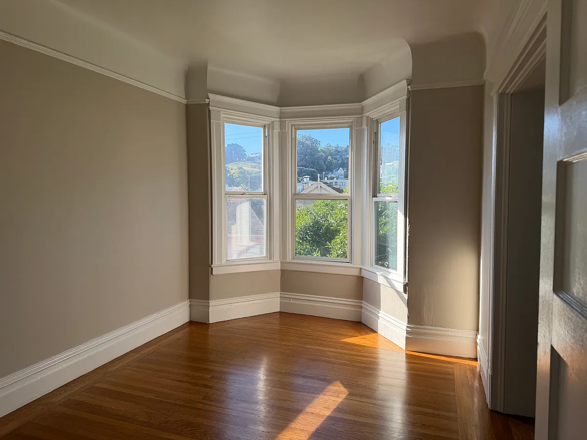 Building Photo - 3099 Market St #3