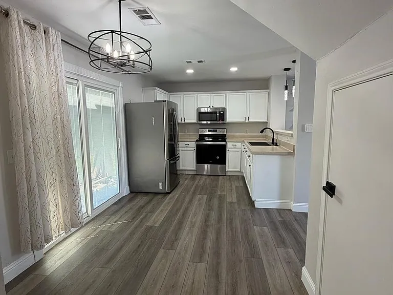 3244 Bent Creek Dr — Photo 6