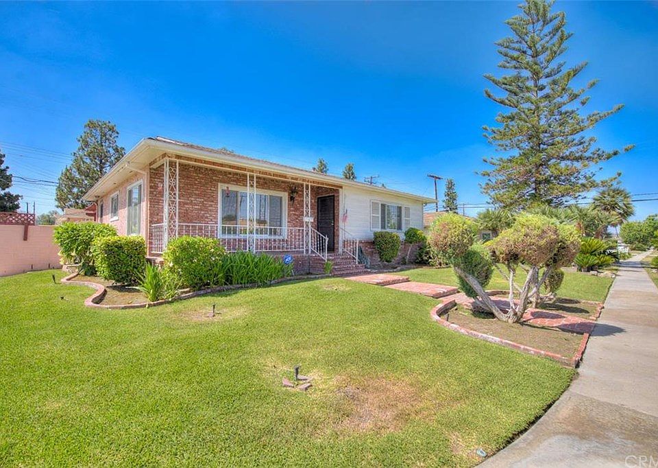 1st image of 15856 Sharonhill Dr
