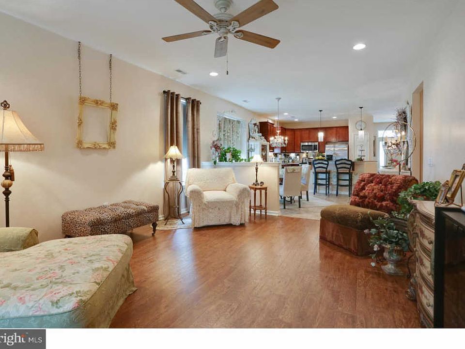 1st image of 329 Damiano Way