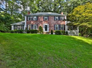 3 Babbitt Ln, Harvard, MA 01451