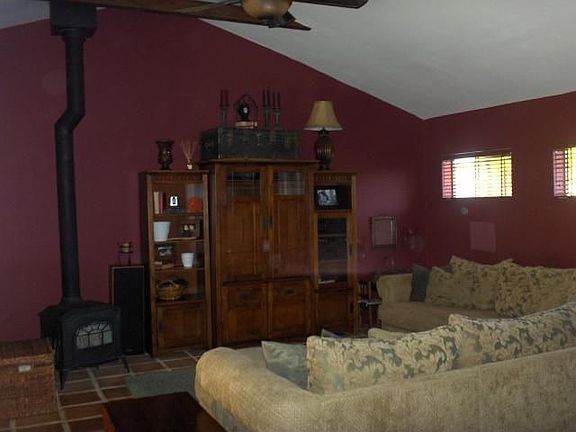2nd image of 6240 Broadmoor Dr