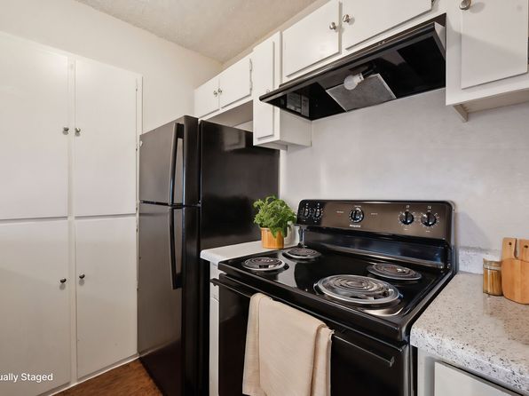 4301 E Rancier Ave #D