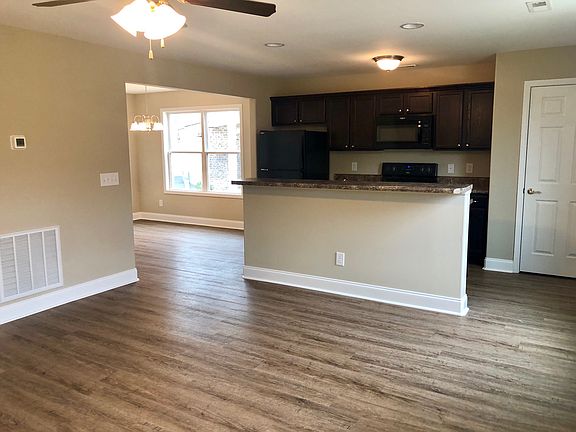 4th image of 2229 N Greenwood Dr Unit 1