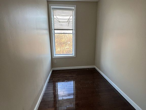 2nd image of 3538 Webster Ave #1