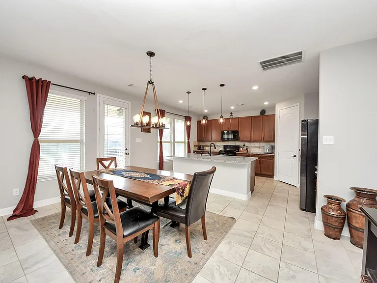 3705 Banbury Ln — Photo 16