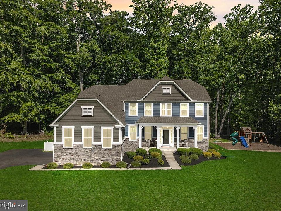 1st image of 1208 Peach Tree Ct