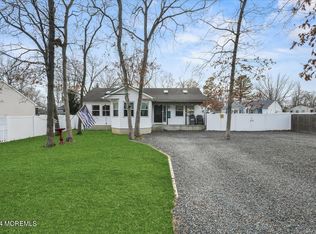 723 Alpine St, Forked River, NJ 08731
