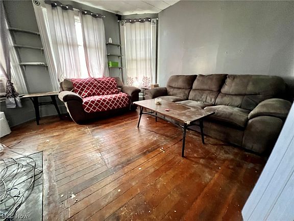 3rd image of 500 2nd St