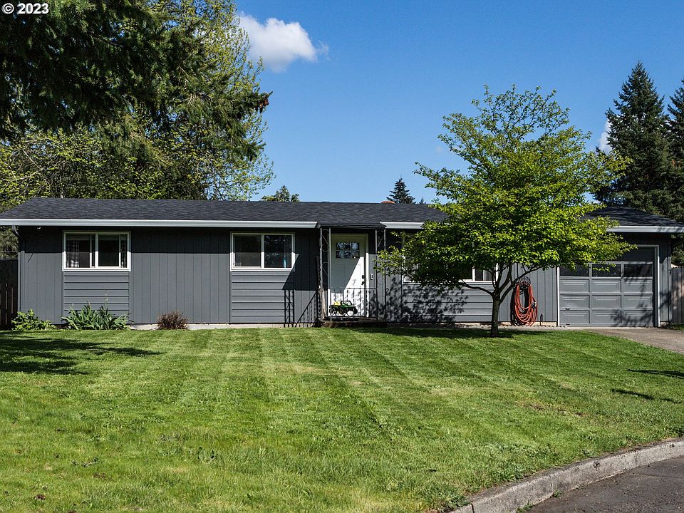 1st image of 12319 NE 32nd St