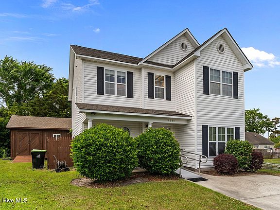 3rd image of 4979 Montserrat Drive