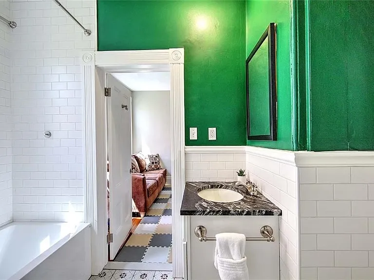 240 Brown St #2 — Photo 28
