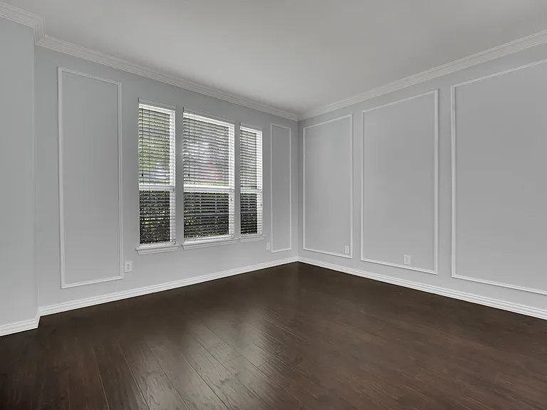 8504 Beatton Ct — Photo 4