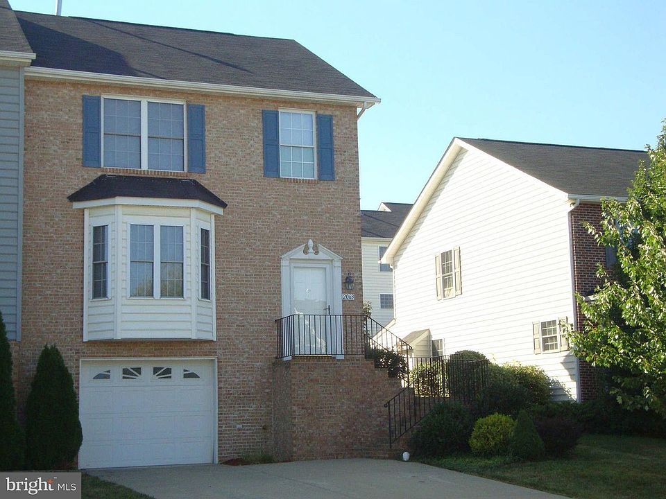 1st image of 2063 Honeysuckle Ln #2063