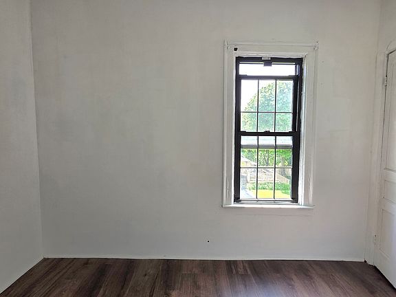5th image of 768 Glenwood Ave