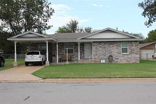 1st image of 217 Walnut Dr