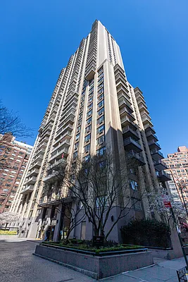 Sold by Compass | media 19