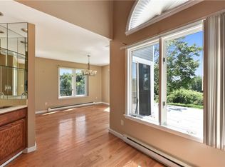 114 Fairways Cres, Carmel, NY 10512