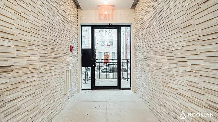 Rented by Nooklyn NYC LLC | media 16