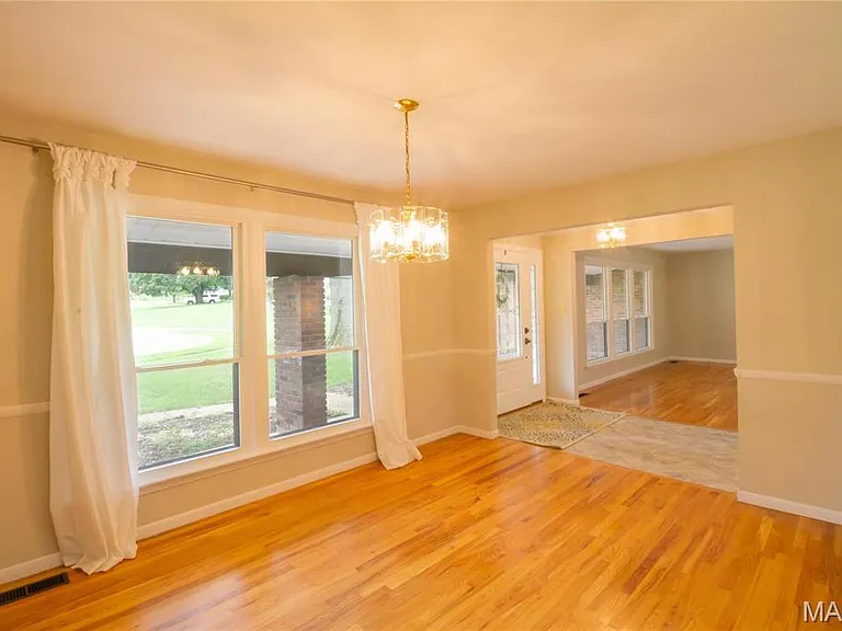 395 Statesman Ct — Photo 7