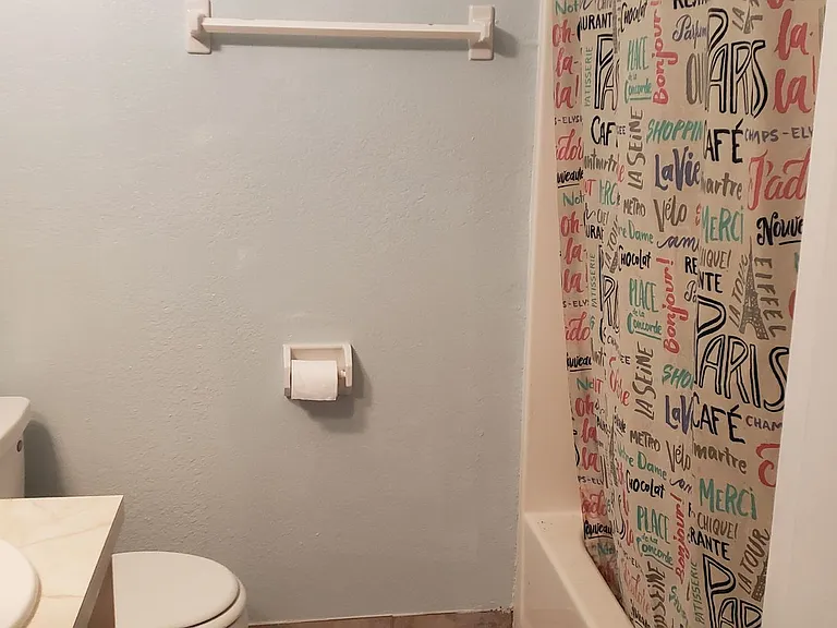 1224 Moselle Ave #1 — Photo 5
