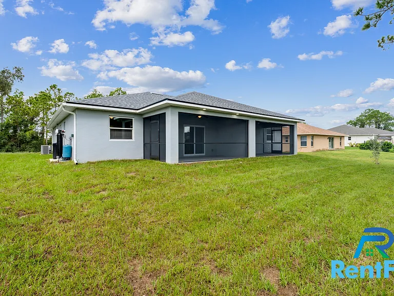5038 Locke Ln #1 — Photo 9
