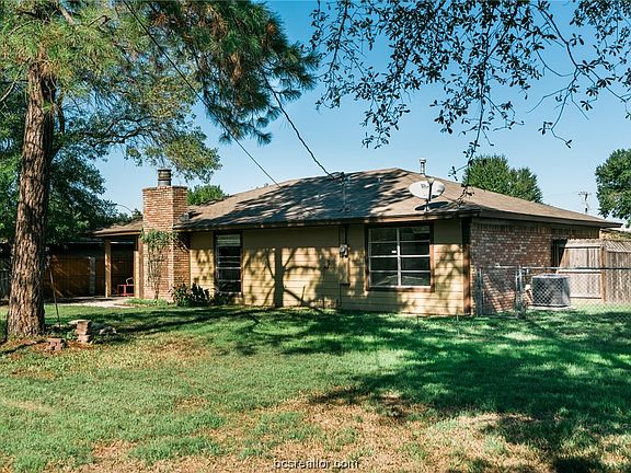 3rd image of 3110 Lodgepole Dr