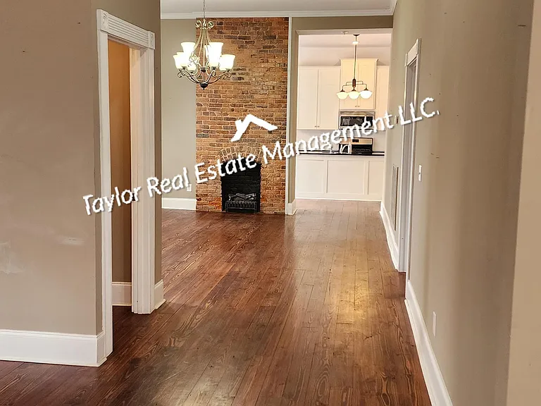 1100 N Montgomery Ave — Photo 14