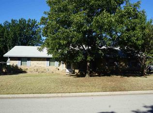 1425 Hargrove St, Ardmore, OK 73401