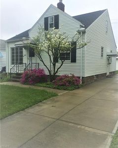 4207 Brookway Ln, Brooklyn, OH, 44144