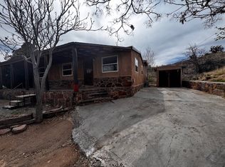 7 La Piedra Blanca #B, Santa Fe, NM 87508
