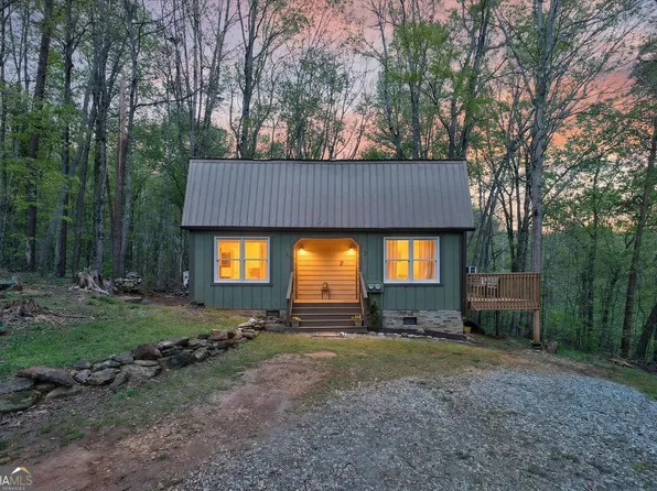 44 Acorn Trl, Cleveland, GA 30528