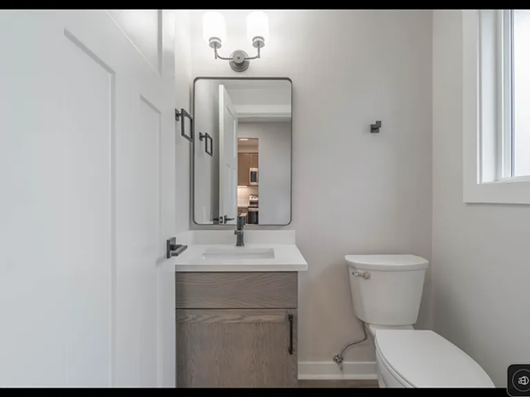 118 S 53rd St #14 — Photo 5