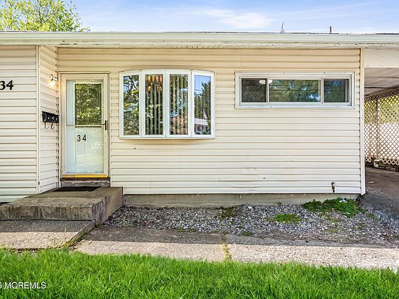 2nd image of 34 Princeton Road