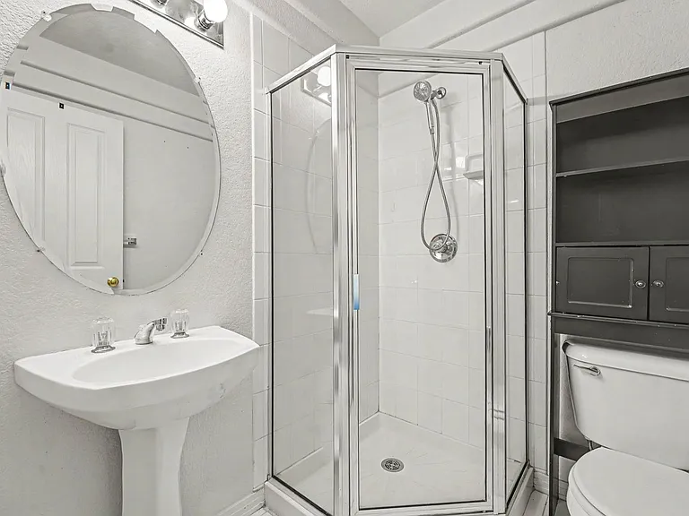 4594 E Kentucky Pl — Photo 14