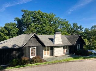 121 Shockey Dr, Huntington, WV 25701