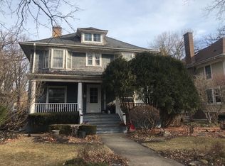 1126 Forest Ave, Wilmette, IL 60091