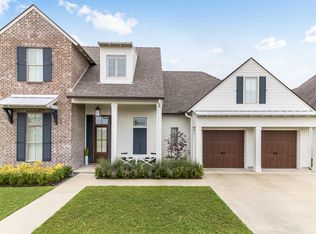 106 Peaceful Hollow Ln, Lafayette, LA 70508