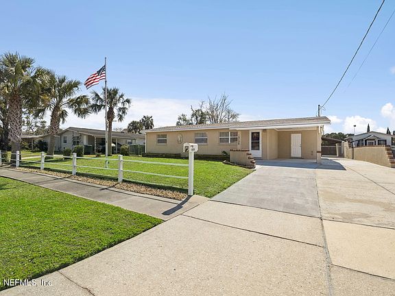 4th image of 10720 LUANA Drive N