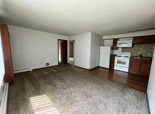 1206 14th Ave S #9, Grand Forks, ND 58201