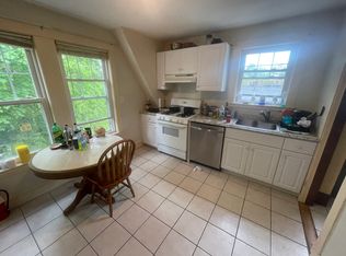17 Cufflin St, Brighton, MA 02135