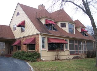 306 N Jefferson Ave, Dixon, IL 61021