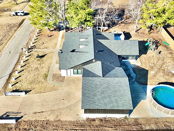 4th image of 501 NW L St