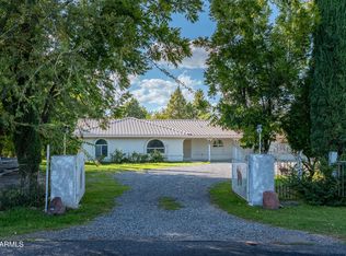 10885 E Pear Tree Dr, Cornville, AZ 86325