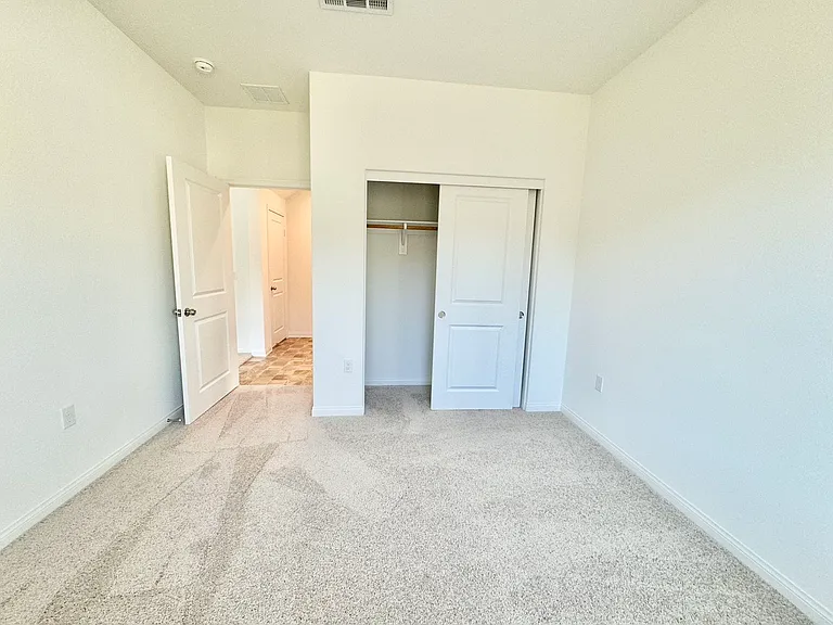 8477 Anthony St — Photo 36
