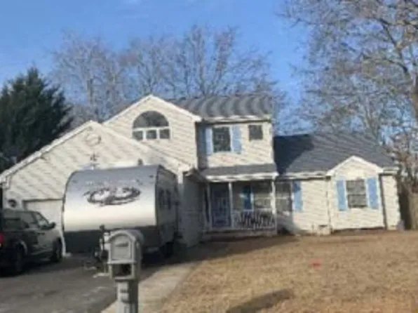 40 Shore Ave, Manahawkin, NJ 08050